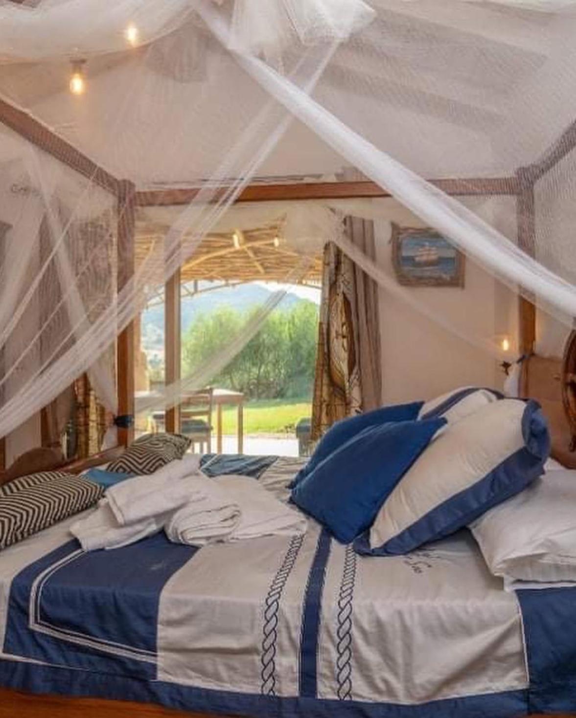 Tenuta Petra Manna Palau Extérieur photo